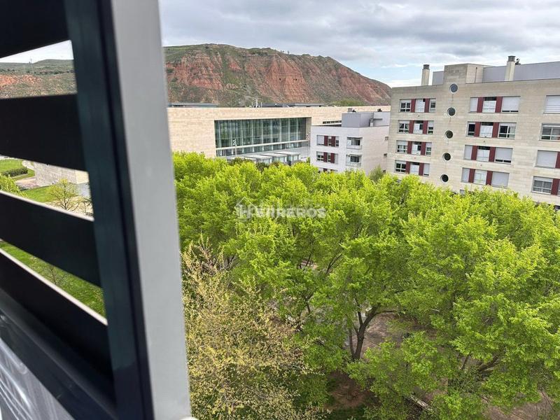 Foto c2666d74-21b2-4ae7-b0a1-a6ff5c555d21. Pis amb calefacció aparcament piscina a Universidad Logroño