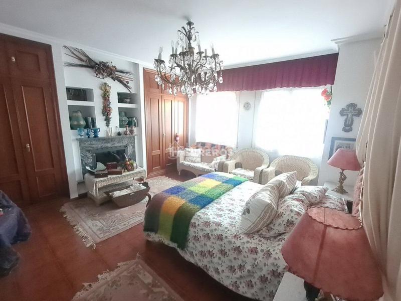 Foto 36f74121-04eb-4ae3-aac6-cdb0b462da55. Chalet  en venta , 5 dormitorios. en Anguciana