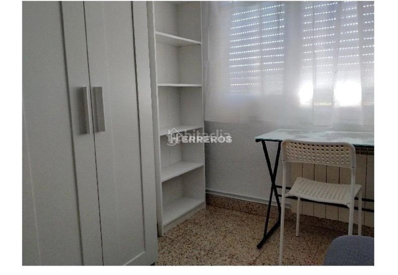 Foto 1a793c21-5bca-4a1a-9436-4be9d392ff23. Appartamento con riscaldamento in Oeste Logroño