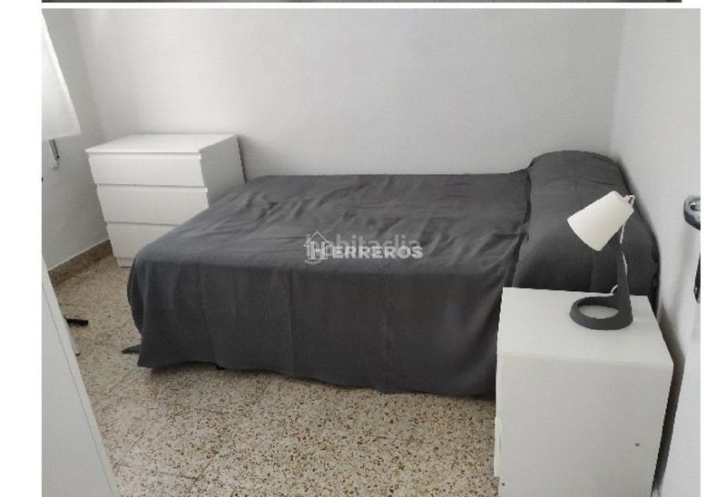 Foto b8994d78-4e9d-48d5-9d11-17e49179a9d3. Appartamento con riscaldamento in Oeste Logroño