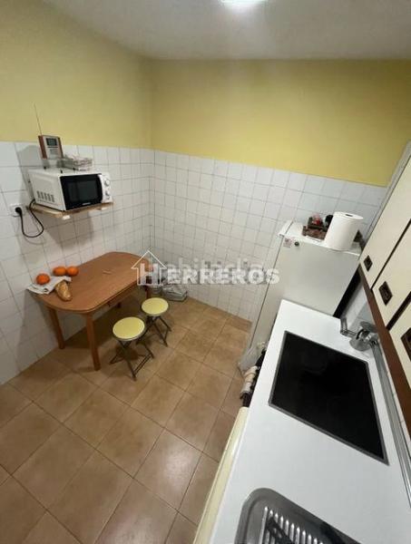 Foto b8da2ea3-6edf-47ed-8adc-da5d46405349. Pis amb calefacció a Oeste Logroño