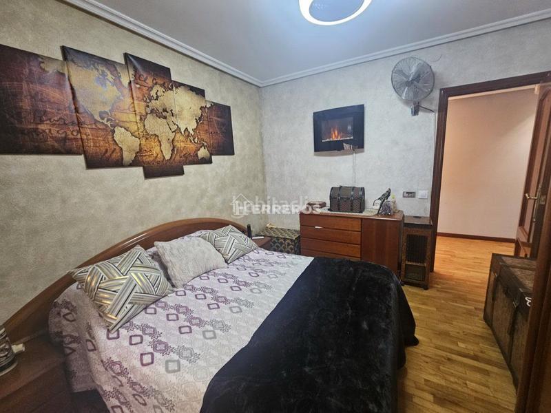 Foto 876fe910-cc58-467d-8a6b-09afb26ff91b. Piso  en venta en centro, 3 dormitorios. en Juzgados Logroño