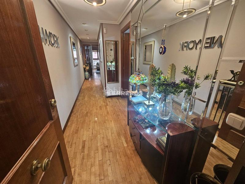 Foto b24b711f-1ea8-4f62-ac7e-1bd24cbc35d1. Piso  en venta en centro, 3 dormitorios. en Juzgados Logroño