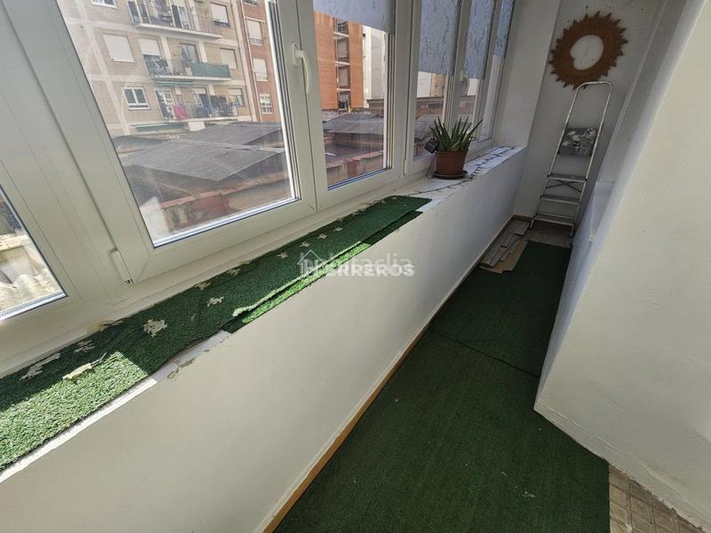 Foto 122ad888-af0f-463d-ab97-246d0fa7a616. Apartamento  en venta en vara de rey, 2 dormitorios. en Logroño