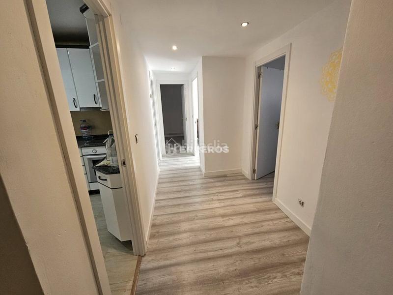 Foto 37cb6530-d5ed-4d39-8da7-27308a465e81. Apartamento  en venta en vara de rey, 2 dormitorios. en Logroño