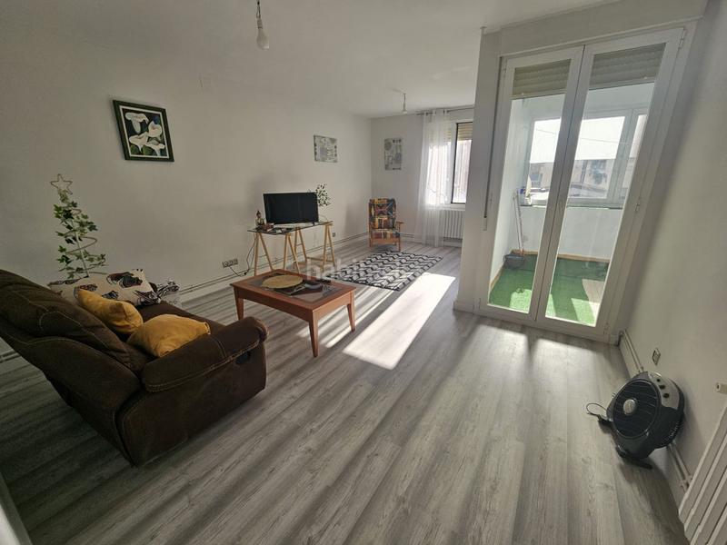 Foto 6a7898e6-f4e9-4f77-99ed-39f7536949c4. Apartamento  en venta en vara de rey, 2 dormitorios. en Logroño