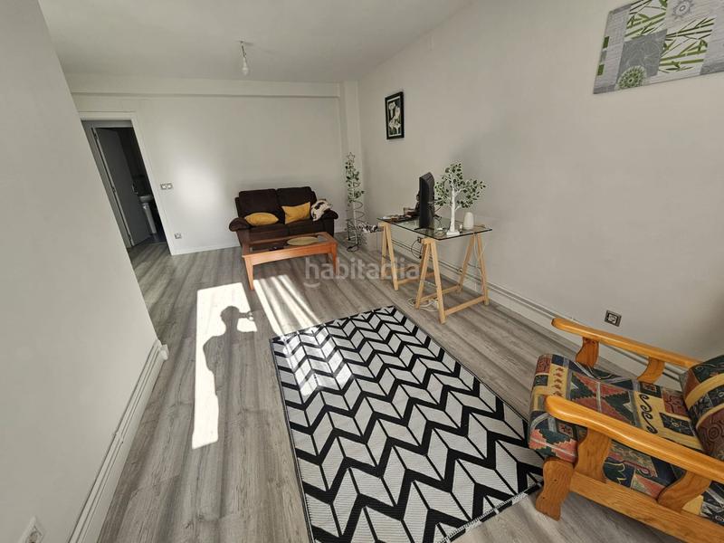 Foto c9060349-f07a-49a7-be57-420ecfafde66. Apartamento  en venta en vara de rey, 2 dormitorios. en Logroño