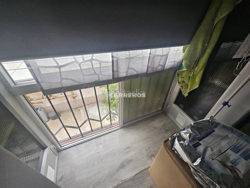 Foto 0d92fa76-df9c-47e6-971d-59d42763fff6. Apartamento  en venta en yage, 2 dormitorios. en Logroño