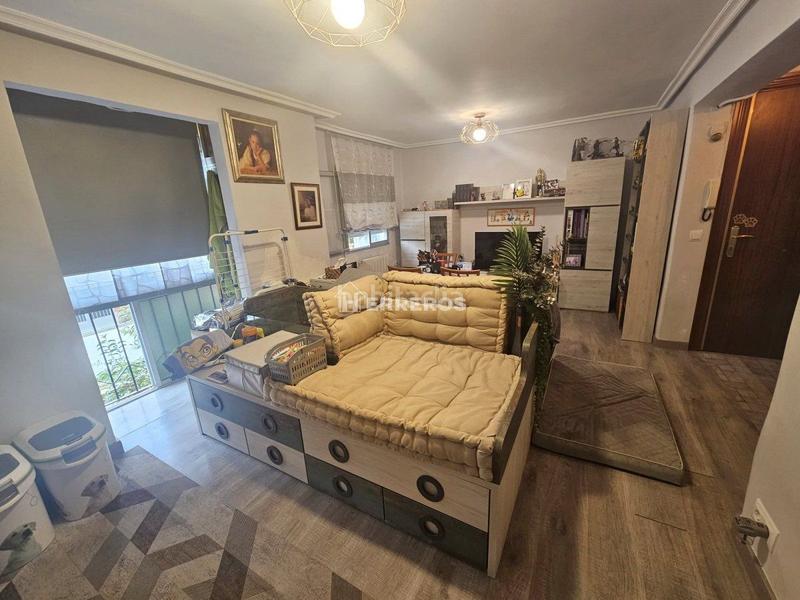 Foto efdfd291-4152-46ea-a8af-b48d97f35458. Apartamento  en venta en yage, 2 dormitorios. en Logroño