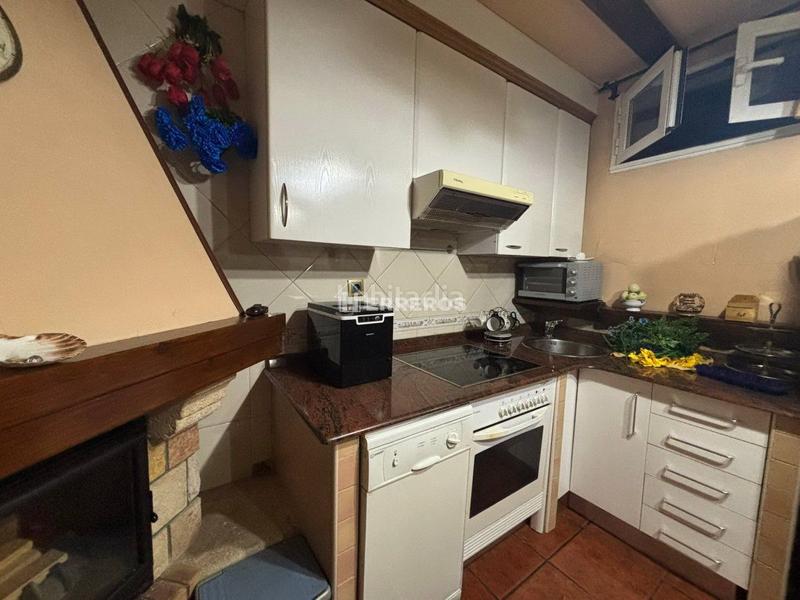 Foto ca7e21d9-2ca3-431d-94c0-20f921294190. Casa a schiera con riscaldamento parcheggio piscina in Villamediana de Iregua