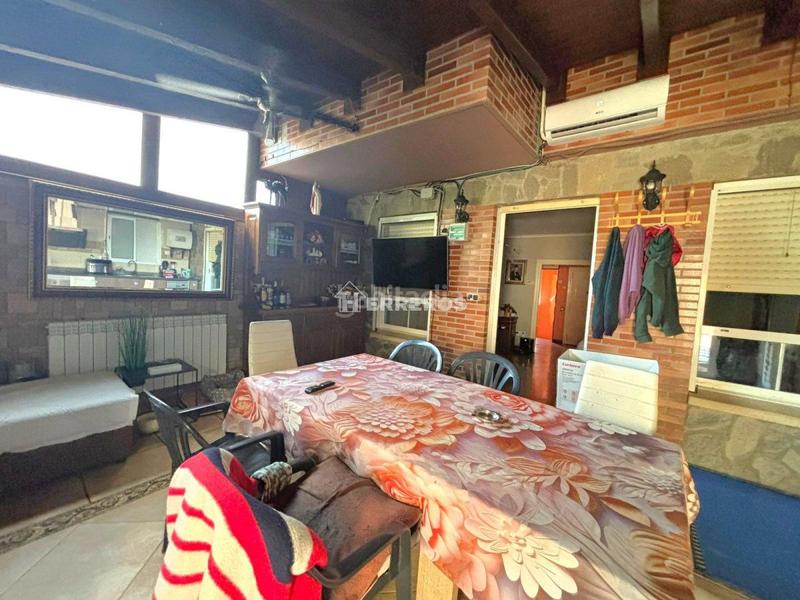 Foto d85251e6-1661-460d-8282-5beafa70e346. Casa a schiera con riscaldamento parcheggio piscina in Villamediana de Iregua