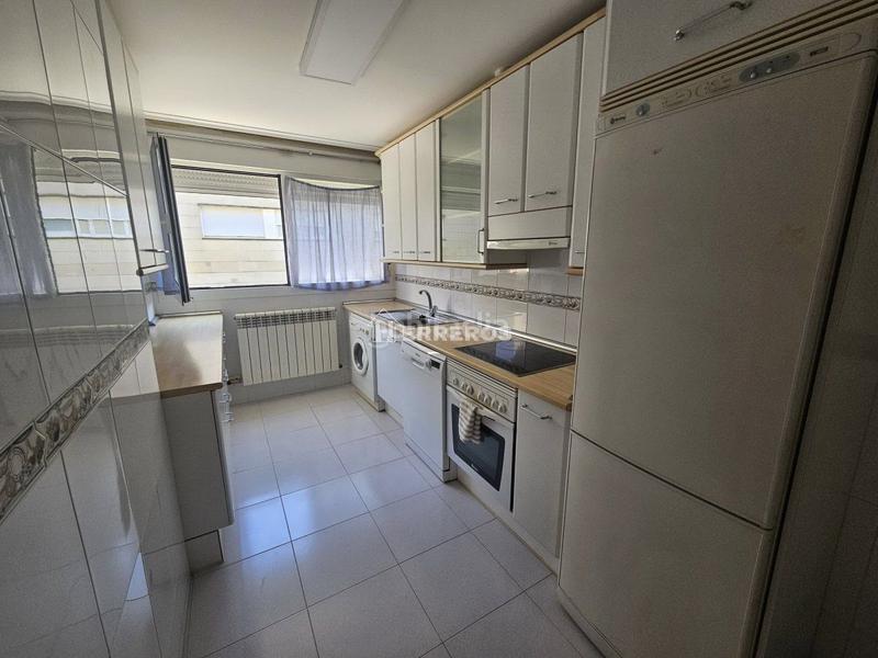 Foto 17b52886-68a2-468e-a3fd-c4f090d04fcd. Appartement avec chauffage parking dans Oeste Logroño