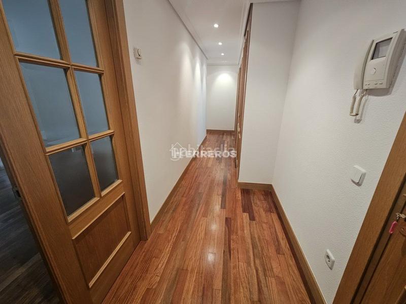 Foto 95ebb052-5f7c-4fa8-9826-e207026fa9fc. Appartement avec chauffage parking dans Oeste Logroño