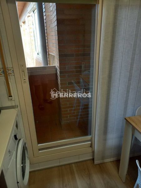 Foto 1144abf6-d018-4af9-ac27-99477640755a. Apartament amb calefacció aparcament a Lardero