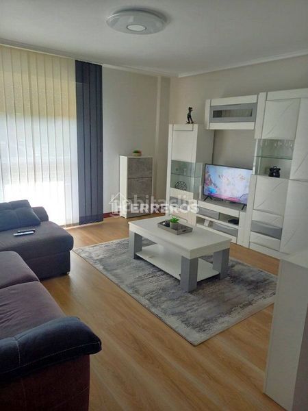 Foto 29021708-5e6d-4aea-9efb-4d4e7809cc1b. Apartament amb calefacció aparcament a Lardero