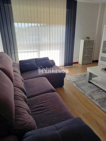Foto 653c4dd6-bbe7-4d6c-92e0-137ac5ef4393. Apartament amb calefacció aparcament a Lardero