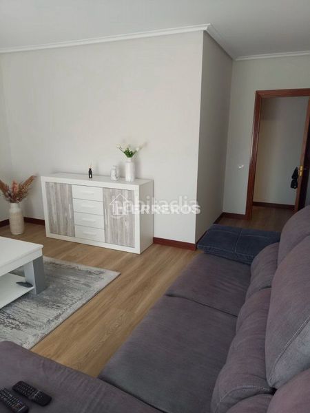 Foto 97548853-bf16-4e84-b80a-533bf441e328. Apartament amb calefacció aparcament a Lardero