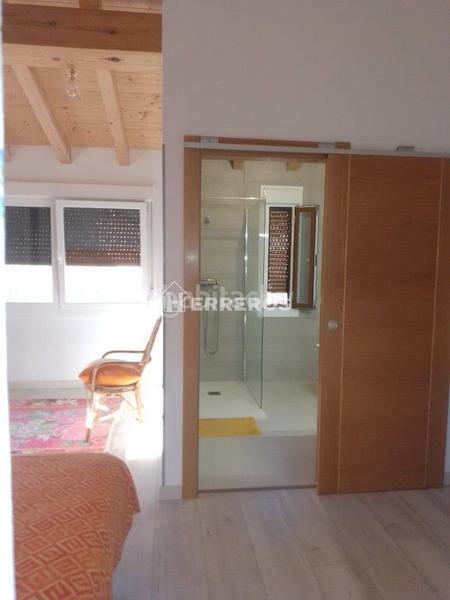 Foto 1eb7481d-c541-4f45-b3fd-c81827bfea1d. Xalet amb calefacció aparcament a Ocón