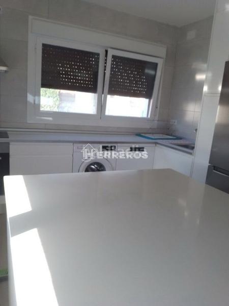 Foto 84fbdb08-43bb-4994-b37e-15082ac3eba6. Xalet amb calefacció aparcament a Ocón