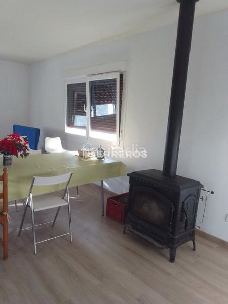 Foto afb9a7be-8bfb-4b60-9c16-d0315ada5737. Xalet amb calefacció aparcament a Ocón