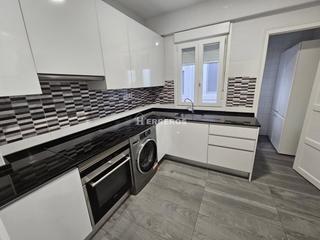 Piso  Santa isabel. Piso en venta en vara de rey, 3 dormitorios.