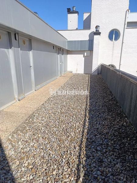 Foto 03c31966-a6db-4722-a2d4-38d0de694aa7. Pis amb calefacció aparcament piscina a Universidad Logroño