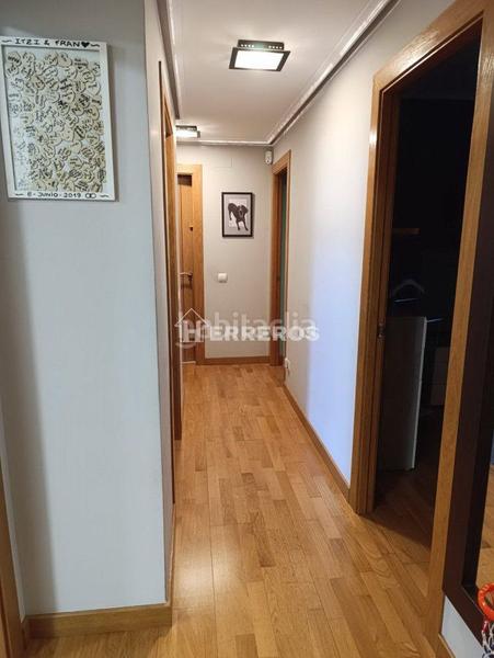 Foto 705e8dd9-64fb-490e-b9dc-122437b6f951. Pis amb calefacció aparcament piscina a Universidad Logroño