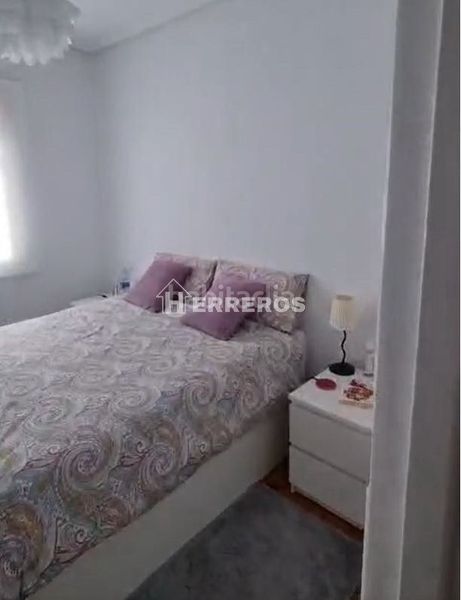 Foto 1b8ed8b2-1c91-4c4c-8fe9-399c89372c8a. Apartament amb calefacció a Albelda de Iregua