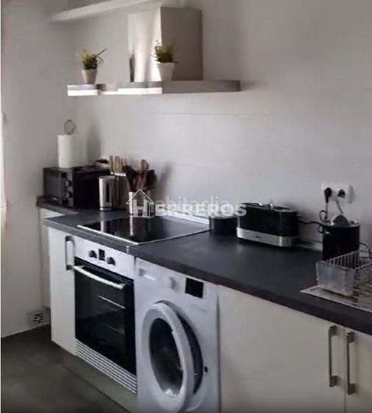 Foto 1d9aeef0-d7a1-4102-9a72-a6801b938ee0. Apartament amb calefacció a Albelda de Iregua