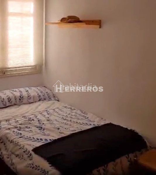 Foto e7921c73-10cd-424b-8137-73d90b573854. Apartament amb calefacció a Albelda de Iregua