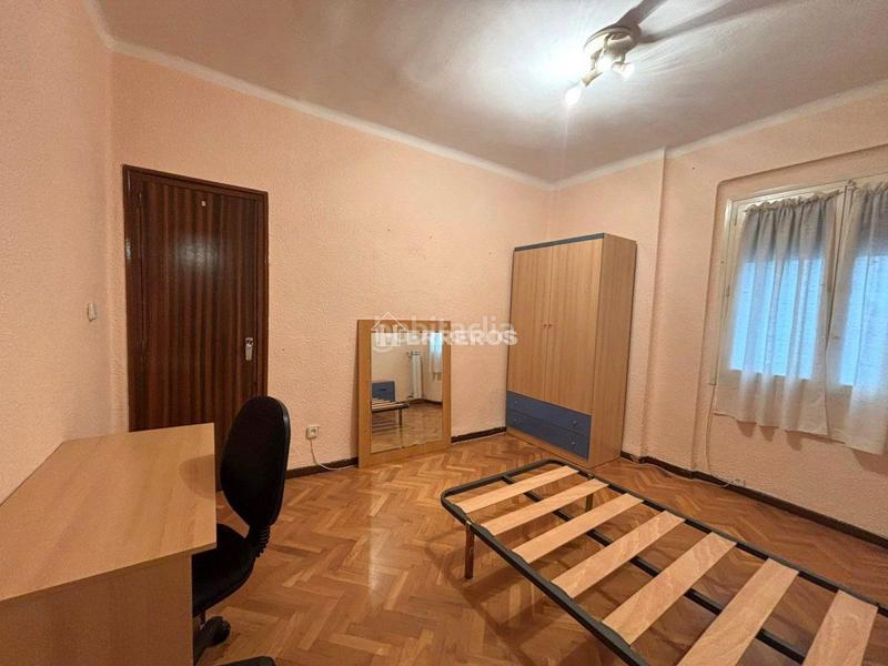 Foto 1510ac25-13c1-40d4-8d43-bddb5e271844. Pis amb calefacció a Gran Via Logroño