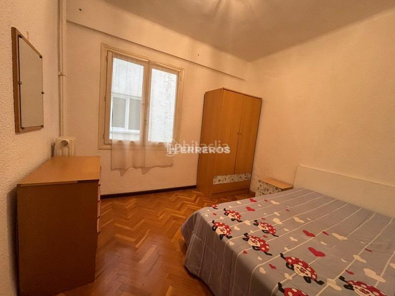 Foto 17b66f45-9eb3-4c85-98e7-45f7a12eb6b0. Pis amb calefacció a Gran Via Logroño