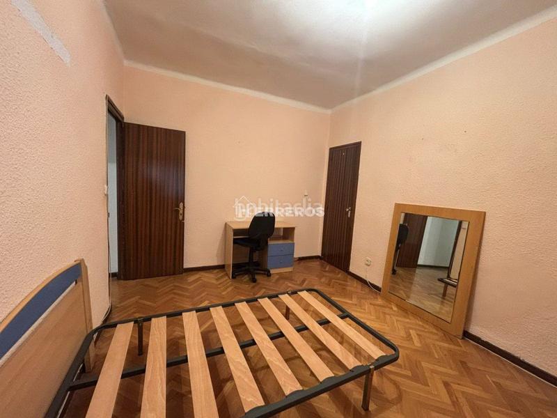 Foto a5ab8530-9cdf-4170-a13b-912e75d630bb. Pis amb calefacció a Gran Via Logroño