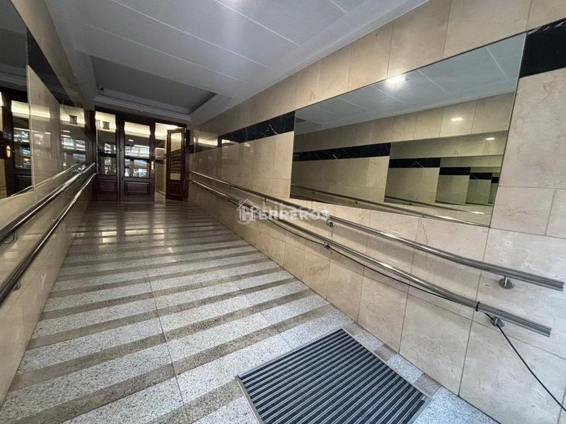 Foto b8f6e70d-c093-4d23-b64d-6b8bd9bdc485. Pis amb calefacció a Gran Via Logroño