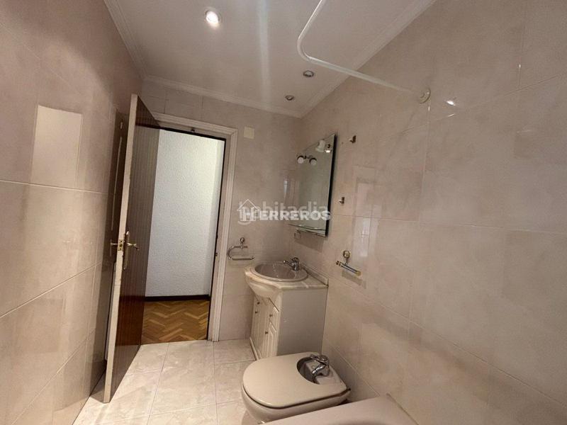 Foto cd82b6e6-da08-4e6d-9dca-c84f6fd6d105. Pis amb calefacció a Gran Via Logroño