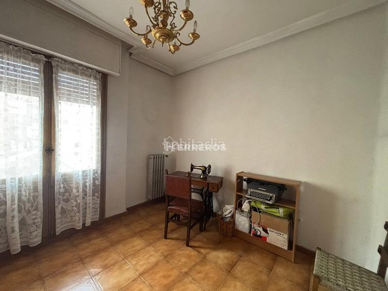 Foto 59566071-9078-4bac-8e63-09dc3de934e8. Pis amb calefacció a Residencia Logroño