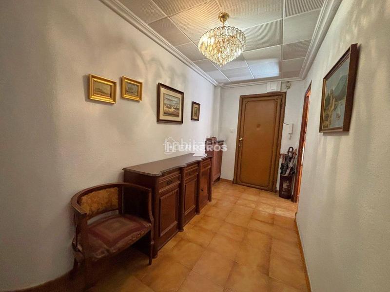 Foto f9e388b5-7112-428a-a8cd-674da8d7d189. Pis amb calefacció a Residencia Logroño