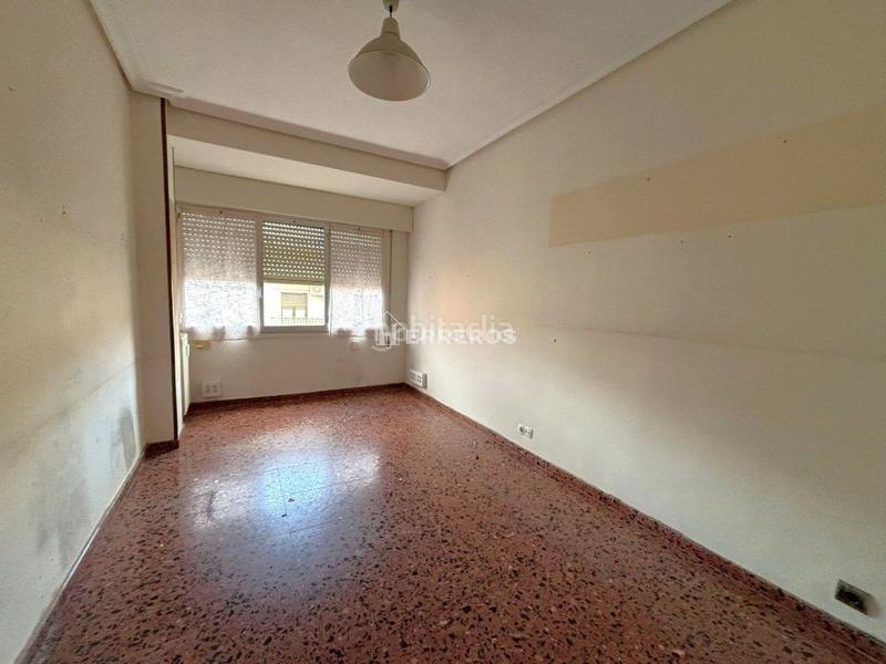 Foto 835cb81d-eaa4-4f4b-81ec-3402975b5db1. Piso  en venta en centro, 4 dormitorios. en Jesuitas Logroño