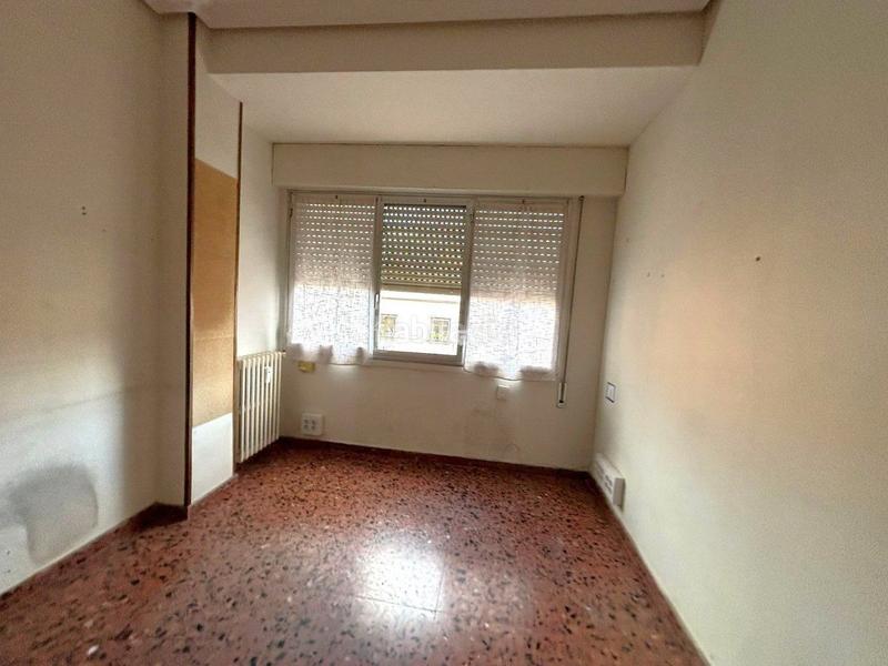 Foto 8749a800-0666-4acb-818f-0ec2dfb8508a. Piso  en venta en centro, 4 dormitorios. en Jesuitas Logroño