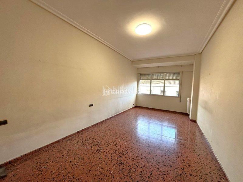 Foto cb492a2b-95f7-4d83-b922-b67ca10956fd. Piso  en venta en centro, 4 dormitorios. en Jesuitas Logroño