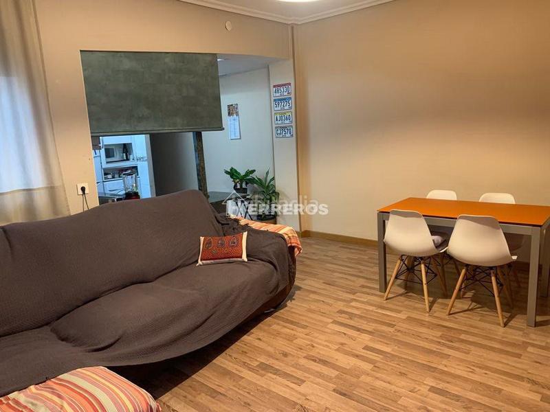 Foto 884b7f18-6f36-4d10-9ec5-82e056fe70e3. Apartment with heating in Oeste Logroño