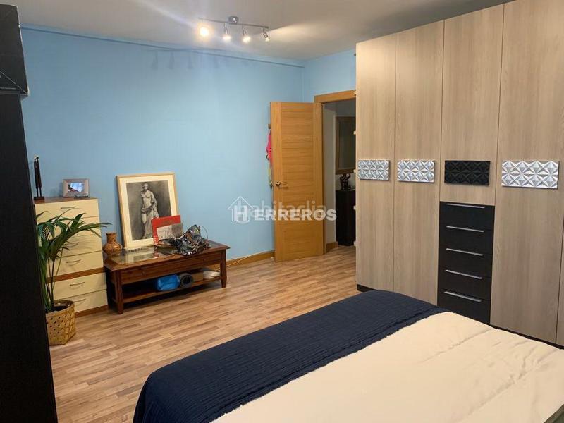 Foto cef5bcd0-dc66-4c62-acab-de1646d4a12d. Apartment with heating in Oeste Logroño