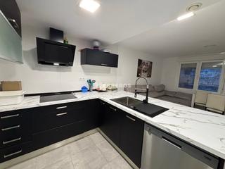 Casa a schiera  Juan xiii. Casa adosada en venta en villamediana de iregua, 5 dormitorios.