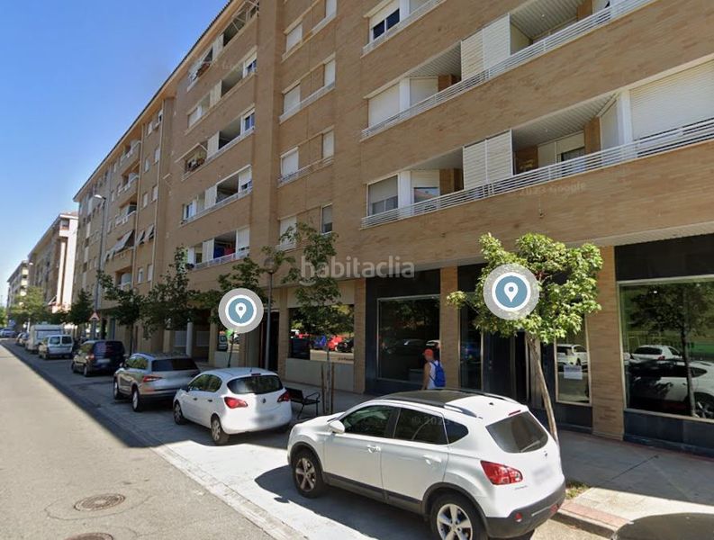 Foto c1bff12c-506a-46ef-82ee-f4c0e73f4b56. Aparcament cotxe a rafael azcona 6 a Oeste Logroño