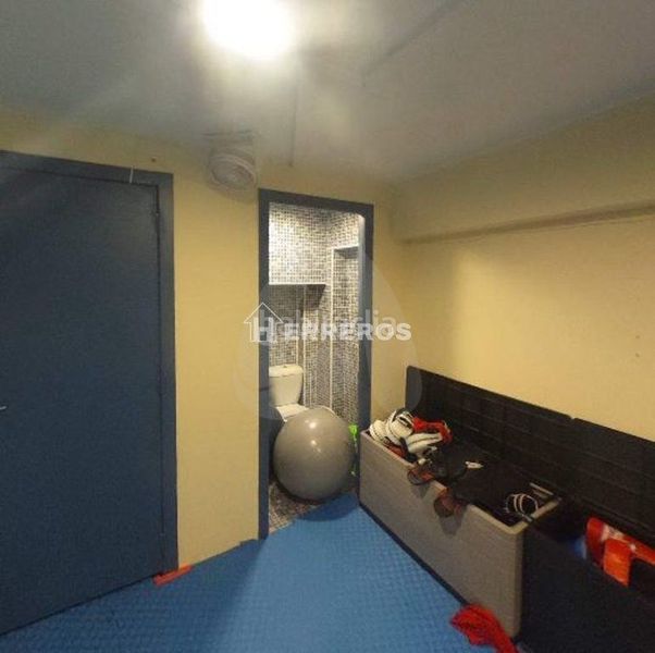 Foto 833e52d9-89a6-49d3-aff5-eddc1f3b9663. Geschäftsraum in Juzgados Logroño
