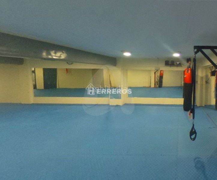 Foto b1be24f2-3e1e-418c-8c9d-0972d5700ee6. Geschäftsraum in Juzgados Logroño