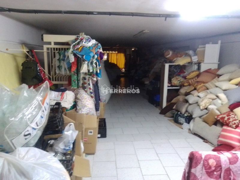 Foto b7dd1c34-5b46-4894-91e3-32bb32d29211. Local comercial a Gran Via Logroño