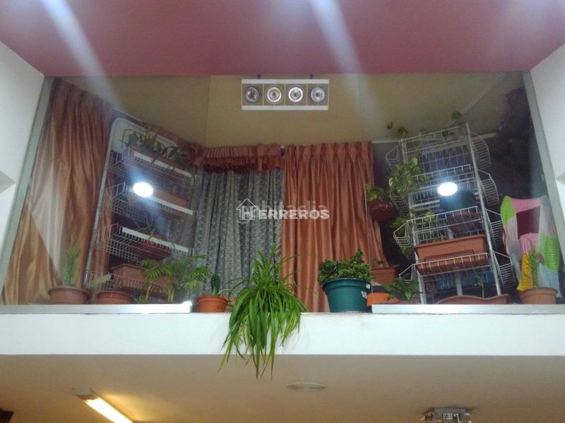 Foto e1086cc3-66ea-4943-a9d4-2f4462b2b2fc. Local comercial a Gran Via Logroño