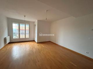 Flat  Avda. de la rioja. Piso en venta en uruñuela, 3 dormitorios.