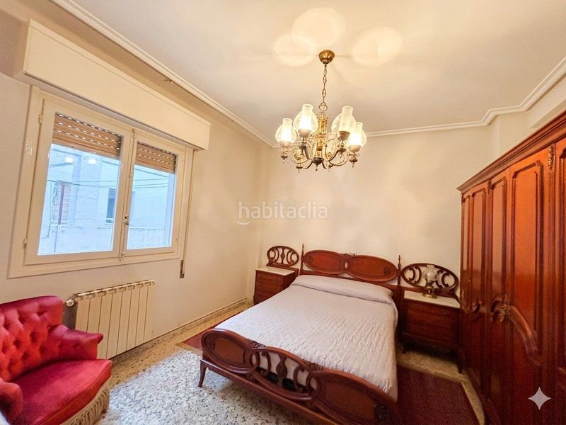 Foto 086b188a-2adf-474a-8926-2c7ed90cf6b8. Piso  en venta en centro, 3 dormitorios. en Gran Via Logroño